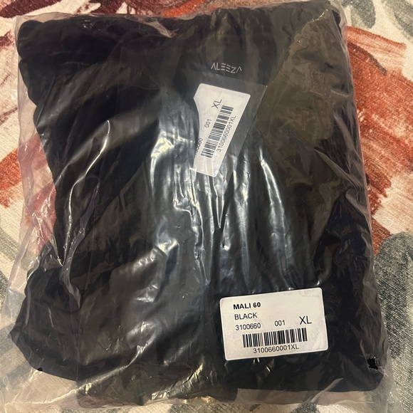 NWT ALEEZA PARIS Mali Velvet Maxi Dress - Picture 7 of 7